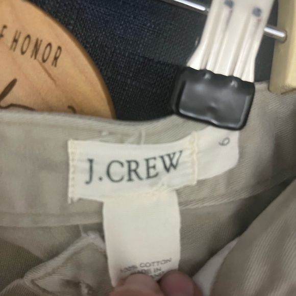Vintage J Crew khaki shorts, size 6, great condition - Picture 3 of 3